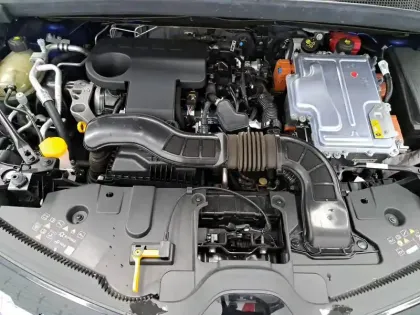 Photo 13 Renault Captur  E-Tech 145 - 21