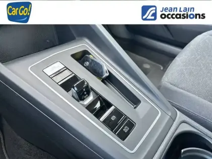 Photo 15 Volkswagen Golf  SW 1.0 eTSI OPF 110 DSG7