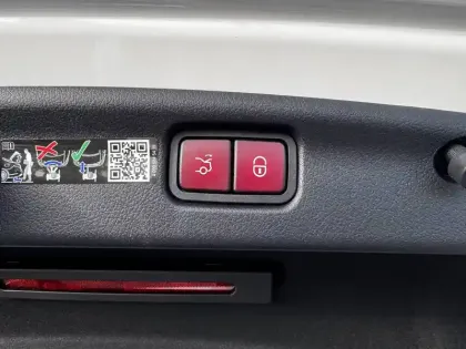 Photo 20 Mercedes Classe C  220 d 9G-Tronic