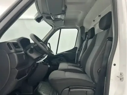 Photo 17 Renault Master  FGN TRAC F3500 L3H3 BLUE DCI 135