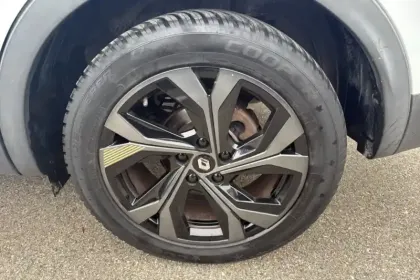 Photo 9 Renault Arkana  E-Tech hybride 145 - 22