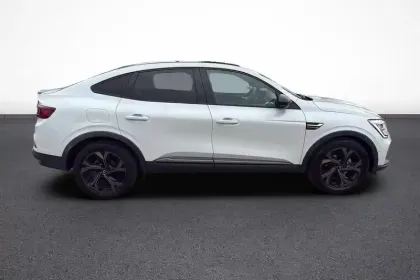 Photo 6 Renault Arkana  E-Tech hybride 145 - 22