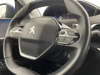 Photo 28 Peugeot 3008  Hybrid 225 e-EAT8