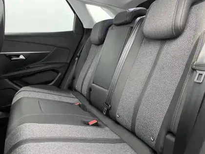 Photo 14 Peugeot 3008  Hybrid 225 e-EAT8