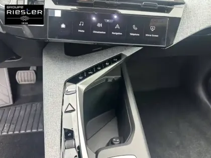 Photo 20 Peugeot 5008  Hybrid 145 ch e-DCS6