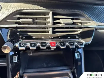 Photo 21 Peugeot 2008  PureTech 130 S&S EAT8