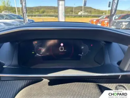 Photo 16 Peugeot 2008  PureTech 130 S&S EAT8