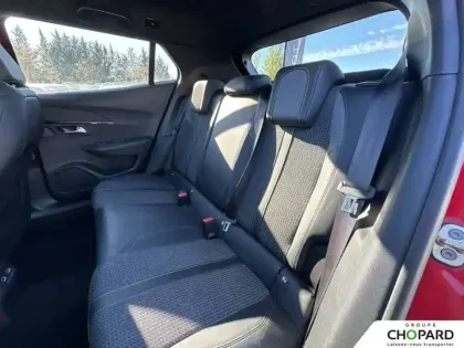 Photo 38 Peugeot 2008  PureTech 130 S&S EAT8