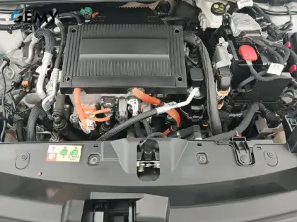 Photo 11 Peugeot 2008  Moteur électrique 136 ch