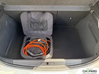 Photo 8 Peugeot 208  Electrique 50 kWh 136ch