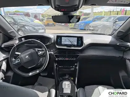Photo 12 Peugeot 208  Electrique 50 kWh 136ch