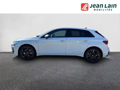 Photo 7 Audi A3  Sportback TFSI e Hybride rechargeable 204 S tronic 6