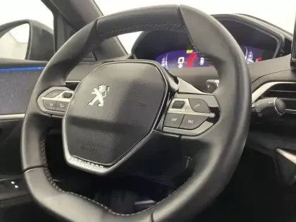 Photo 31 Peugeot 3008  PureTech 130ch S&S EAT8