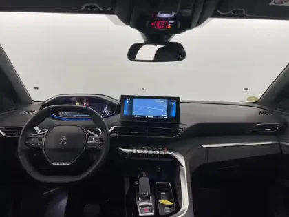 Photo 20 Peugeot 3008  PureTech 130ch S&S EAT8