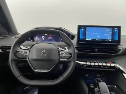 Photo 18 Peugeot 3008  PureTech 130ch S&S EAT8