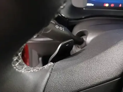 Photo 22 Opel Corsa  1.2 Turbo Hybrid 100 ch e-DCT6