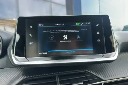 Photo 16 Peugeot 208  PureTech 75 S&S BVM5