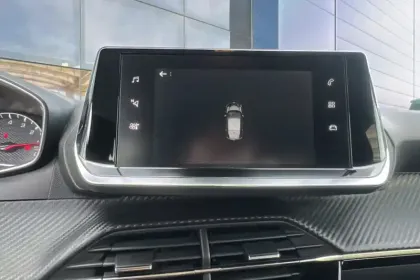 Photo 22 Peugeot 208  PureTech 75 S&S BVM5