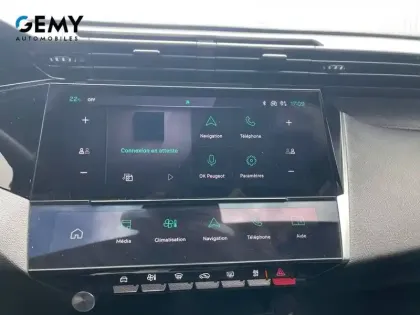 Photo 16 Peugeot 308  SW PureTech 130ch S&S EAT8