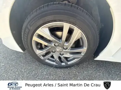 Photo 10 Peugeot 208  PureTech 100 S&S BVM6