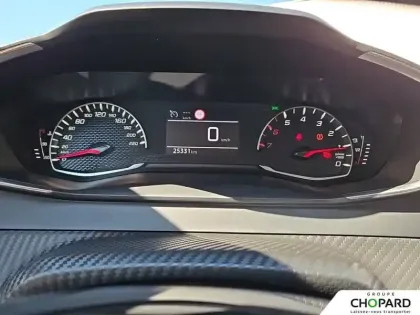 Photo 16 Peugeot 208  PureTech 75 S&S BVM5