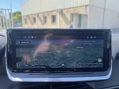 Photo 13 Peugeot 208  Hybrid 100 e-DCS6