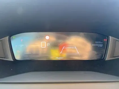 Photo 11 Peugeot 208  Hybrid 100 e-DCS6