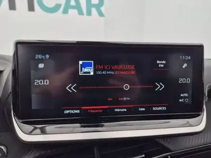 Photo 16 Peugeot 2008  PureTech 130 S&S EAT8