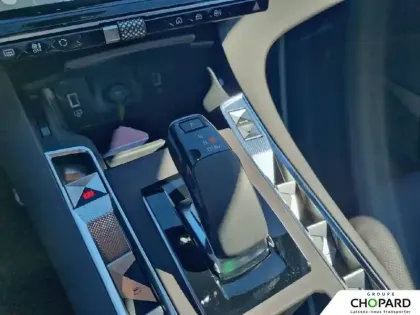 Photo 18 DS DS 7  Hybride Rechargeable E-Tense 300 EAT8 4x4