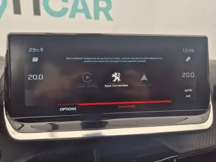 Photo 18 Peugeot 2008  PureTech 130 S&S EAT8