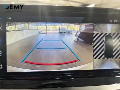 Photo 13 Peugeot 2008  Hybrid 145 e-DCS6