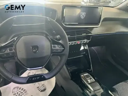 Photo 7 Peugeot 2008  Hybrid 145 e-DCS6