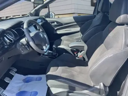 Photo 8 DS DS 3  PureTech 110 S&S BVM5