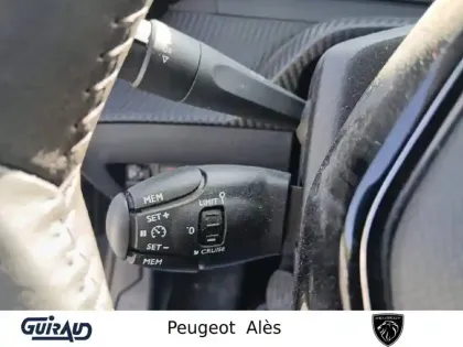 Photo 18 Peugeot 208  BlueHDi 100 S&S BVM6