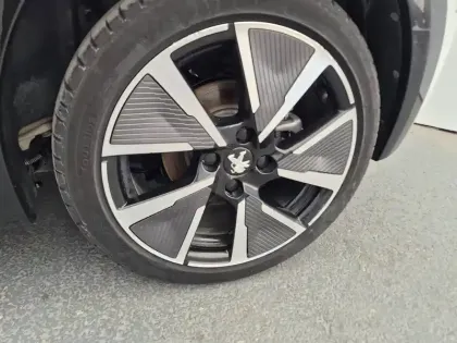 Photo 10 Peugeot 208  Electrique 50 kWh 136ch