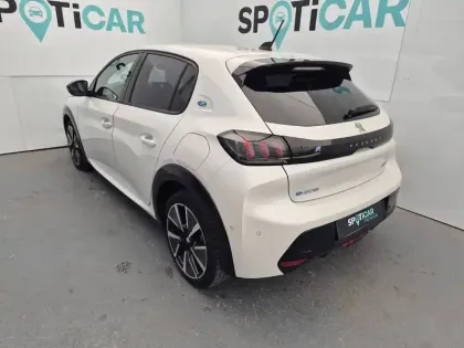 Photo 6 Peugeot 208  Electrique 50 kWh 136ch