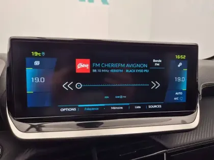 Photo 16 Peugeot 208  Electrique 50 kWh 136ch