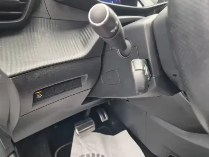 Photo 22 Peugeot 208  Electrique 50 kWh 136ch