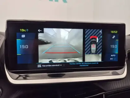 Photo 19 Peugeot 208  Electrique 50 kWh 136ch