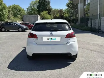 Photo 33 Peugeot 308  PureTech 130ch S&S EAT8