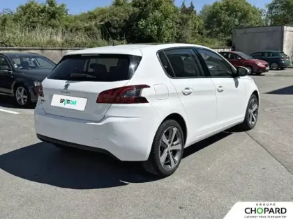 Photo 30 Peugeot 308  PureTech 130ch S&S EAT8