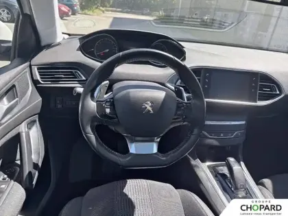 Photo 15 Peugeot 308  PureTech 130ch S&S EAT8
