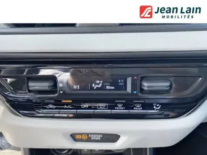 Photo 13 Suzuki Swift  1.2 Dualjet Hybrid Auto