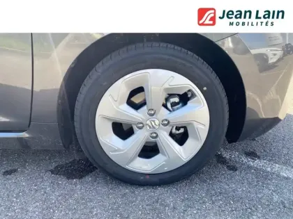 Photo 8 Suzuki Swift  1.2 Dualjet Hybrid Auto