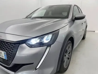 Photo 24 Peugeot 208  Electrique 50 kWh 136ch