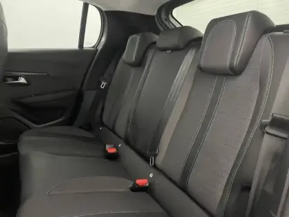 Photo 15 Peugeot 208  Electrique 50 kWh 136ch