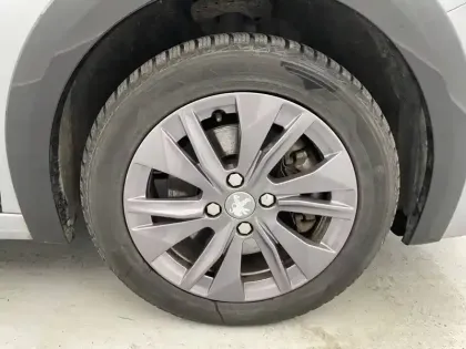 Photo 18 Peugeot 208  Electrique 50 kWh 136ch