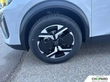 Photo 21 Peugeot 2008  Hybrid 145 e-DCS6