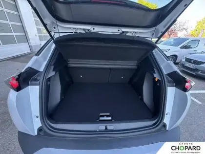 Photo 7 Peugeot 2008  Hybrid 145 e-DCS6