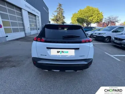 Photo 29 Peugeot 2008  Hybrid 145 e-DCS6